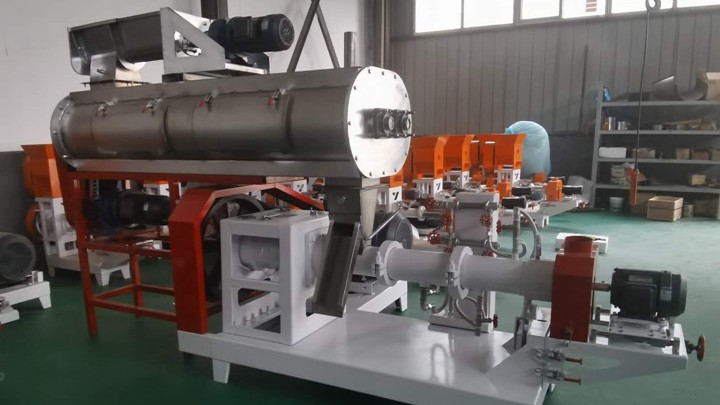 Crappie fish feed extruders 100kg/h in South Korea